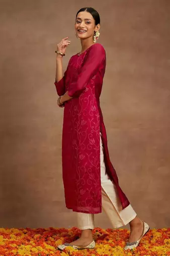 Floral embroidered notch neck chanderi silk straight kurta