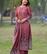 Floral printed notch-neck kurta with trousers and dupatta