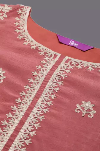 Women ethnic motifs embroidered kurta with trousers & dupatta
