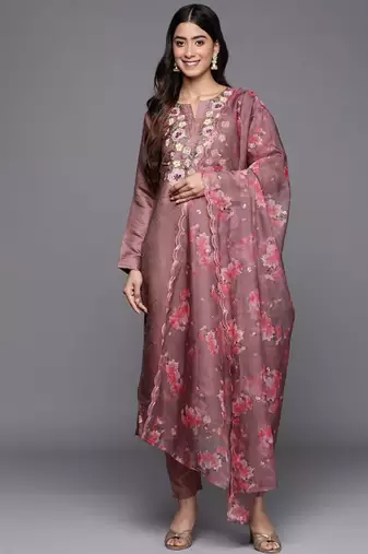 Women floral embroidered kurta with trousers & dupatta