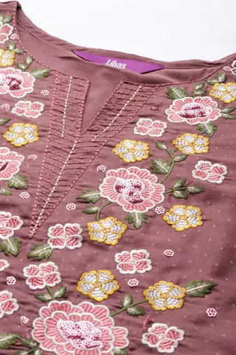 Women floral embroidered kurta with trousers & dupatta