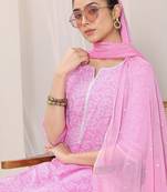 Bandhani printed thread work straight kurta with palazzos & dupatta