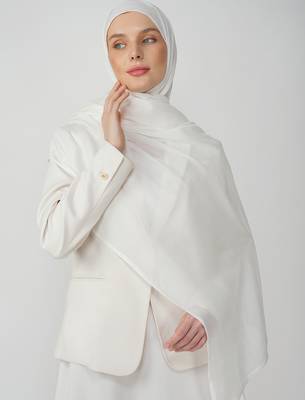White premium modal solid hijab 1