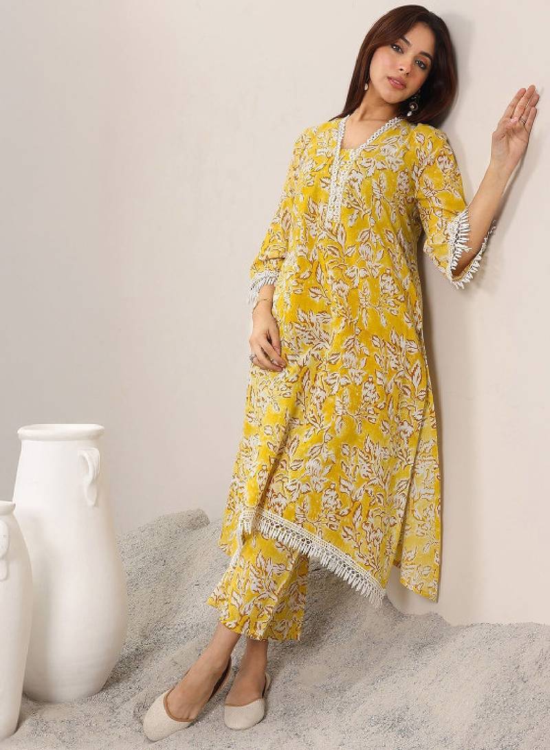 Floral printed v-neck a-line kurta with trousers