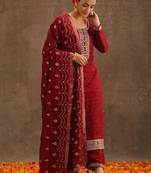 Women ethnic motifs embroidered kurta with trousers & dupatta