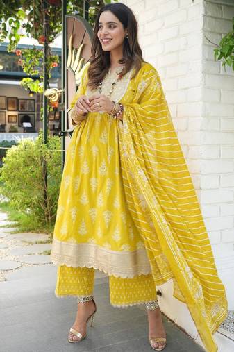 women floral printed sequinned work high slit kurta with palazzos & dupatta