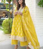 women floral printed sequinned work high slit kurta with palazzos & dupatta