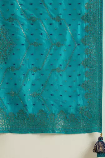 Women ethnic motifs embroidered thread work kurta with trousers & dupatta kurta sets