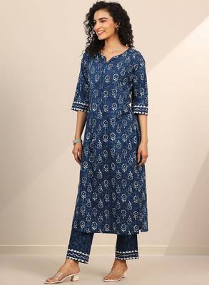 Women floral printed regular kurta with trousers & dupatta 3