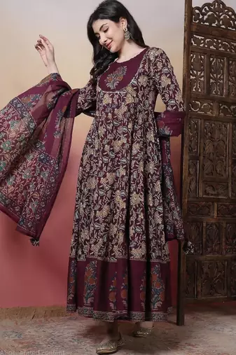 Women burgundy pure cotton kurta sets