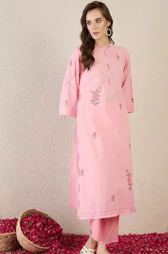 Women floral embroidered cotton kurta with trousers