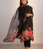 Women floral printed kurta with trousers & dupatta