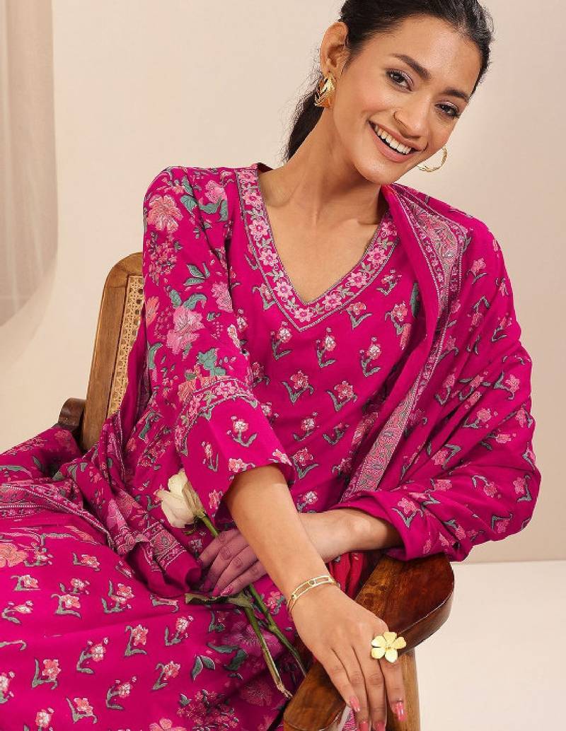 Women floral printed panelled kurta with salwar & dupatta