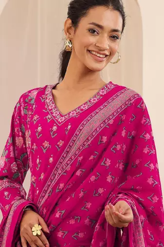 Women floral printed panelled kurta with salwar & dupatta