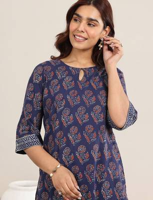Women floral printed kurta with palazzos & dupatta 3