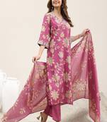 Women floral printed regular kurta with trousers & dupatta