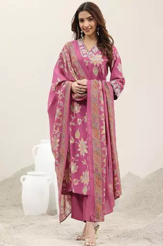 Women floral printed regular kurta with trousers & dupatta