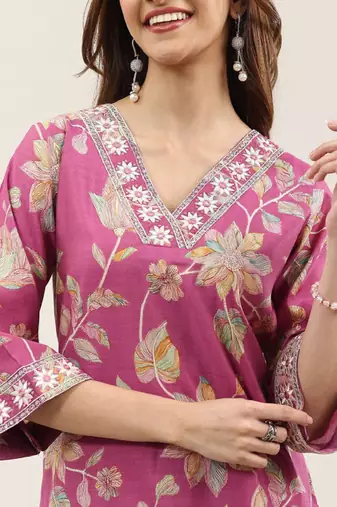 Women floral printed regular kurta with trousers & dupatta