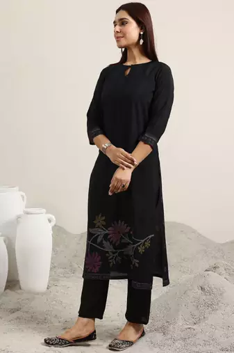 Women floral printed kurta with trousers & dupatta