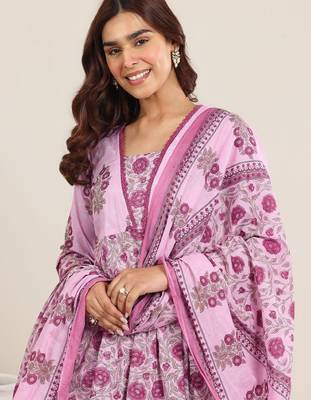 Women floral printed anarkali kurta with trousers & dupatta 3