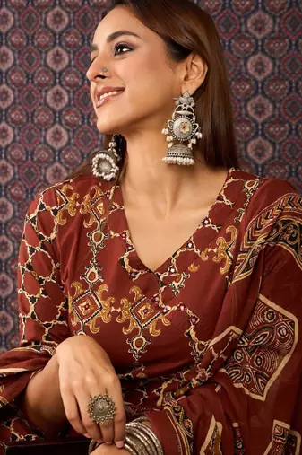 Women ethnic motifs printed pure cotton kurta with trousers & dupatta