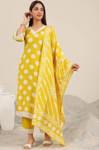Women printed v-neck kurta with trousers & dupatta
