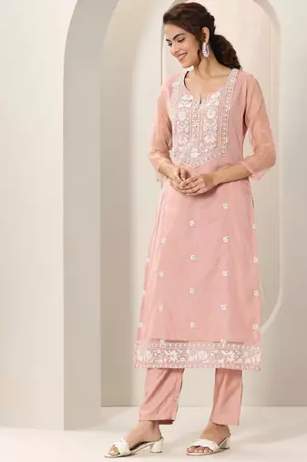 Floral embroidered notch neck organza straight kurta & trousers with dupatta