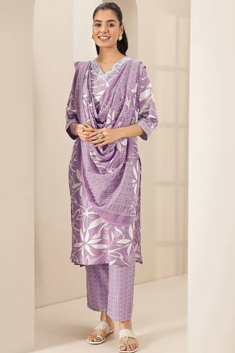 Floral printed v-neck straight kurta with trousers & dupatta