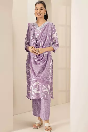 Floral printed v-neck straight kurta with trousers & dupatta