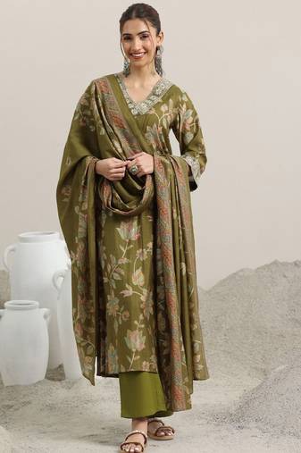Floral printed v neck thread work straight kurta with trousers & dupatta