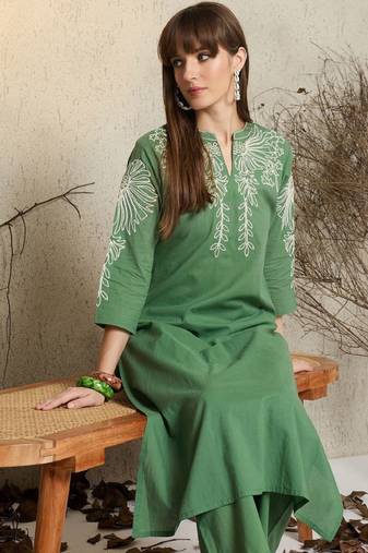 Embroidered mandarin collar thread work pure cotton kurta with trousers