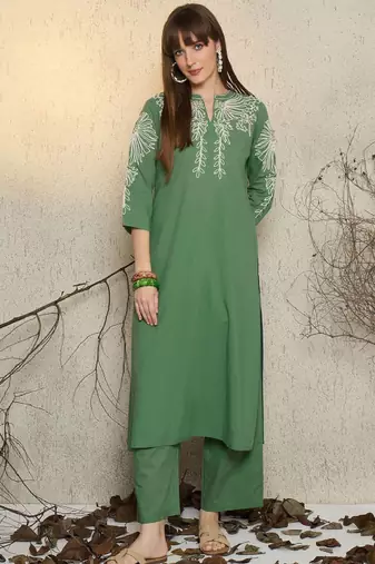 Embroidered mandarin collar thread work pure cotton kurta with trousers