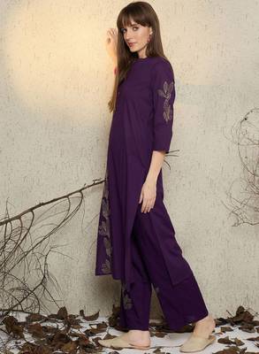 Floral embroidered mandarin collar thread work pure cotton kurta with trousers 3