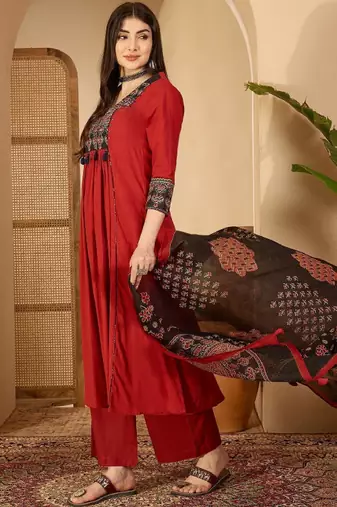 Women ethnic motifs printed empire thread work kurta with trousers & with dupatta