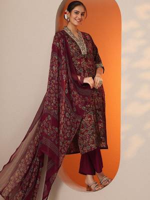 Women floral printed kurta with trouser & dupatta 1