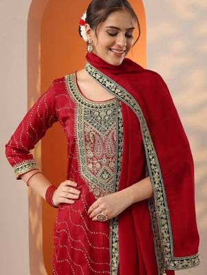 Women bandhani printed kurta with trouser & dupatta 2