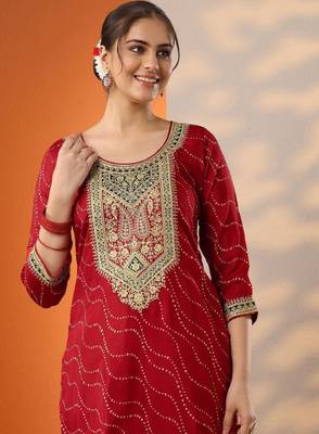 Women bandhani printed kurta with trouser & dupatta 3
