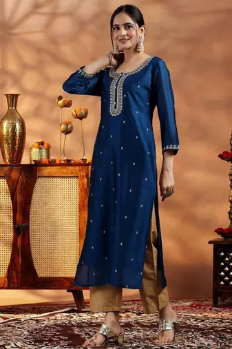 Floral embroidered round neck zari pure silk kurta