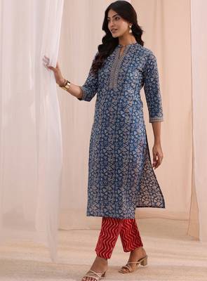 Women geometric printed kurta with trousers & dupatta 2