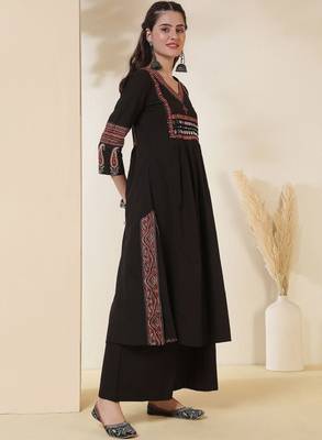 Ethnic motifs printed v-neck mirror work a-line kurta with palazzos & dupatta 3