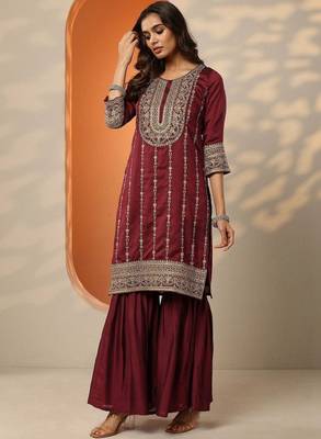 Women ethnic motifs embroidered regular thread work kurta with sharara & with dupatta 4