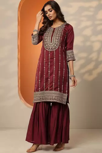Women ethnic motifs embroidered regular thread work kurta with sharara & with dupatta