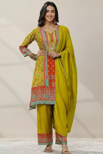 Women floral printed regular sequinned kurta with palazzos & with dupatta