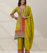 Women floral printed regular sequinned kurta with palazzos & with dupatta
