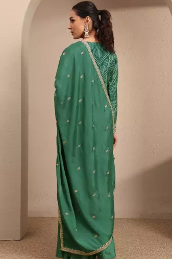 Women ethnic motifs printed regular thread work kurta with sharara & with dupatta