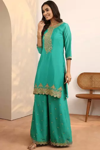 Women ethnic motifs embroidered regular sequinned kurta with sharara & with dupatta