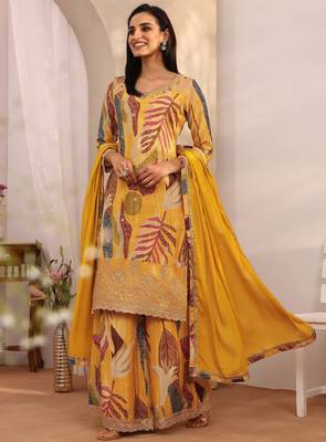 Women ethnic motifs printed regular thread work kurta with palazzos & with dupatta 1