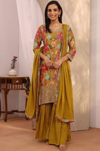 Women floral printed regular thread work kurta with sharara & with dupatta
