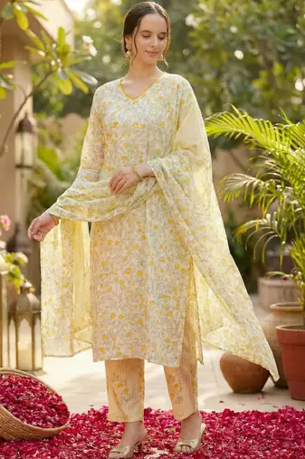 Women floral printed regular pure cotton kurta with trousers & with dupatta