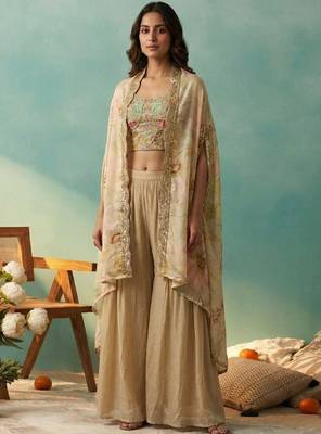 Women floral embroidered regular sequinned kurti with palazzos & with dupatta 5